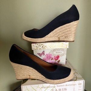 J Crew wedge size 6 Navy Blue
